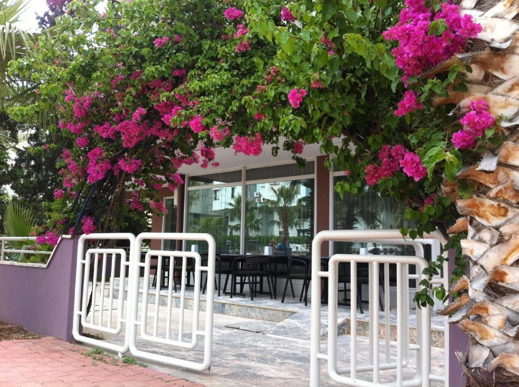 Hotel Villa Granada Antalya Luaran gambar